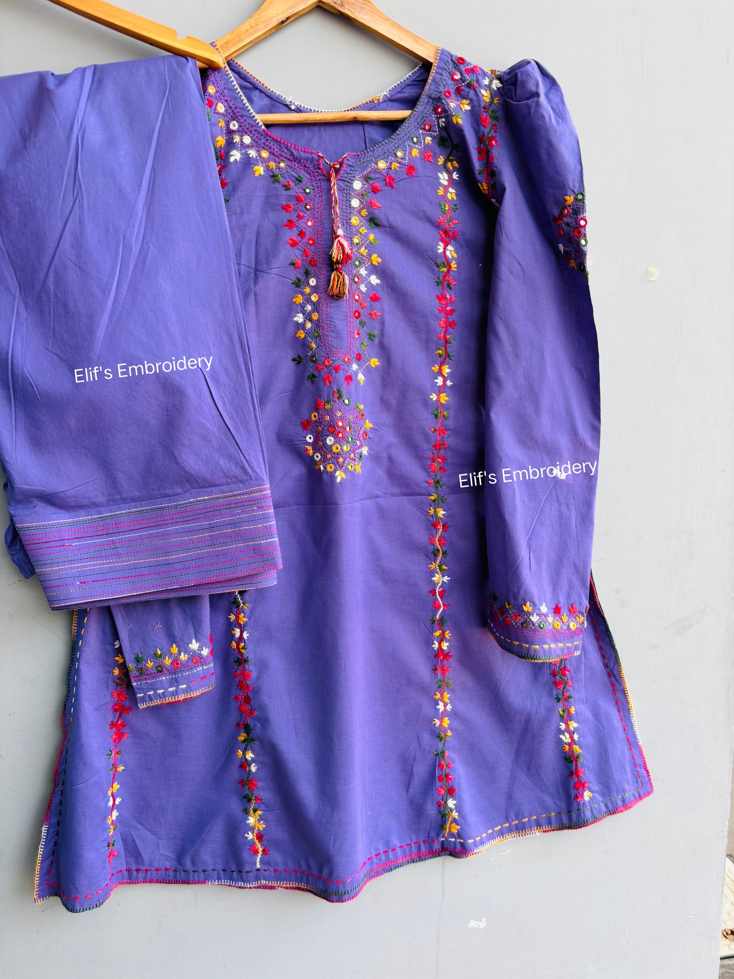 Zarqa - 2Pc Hand Embroidered suit