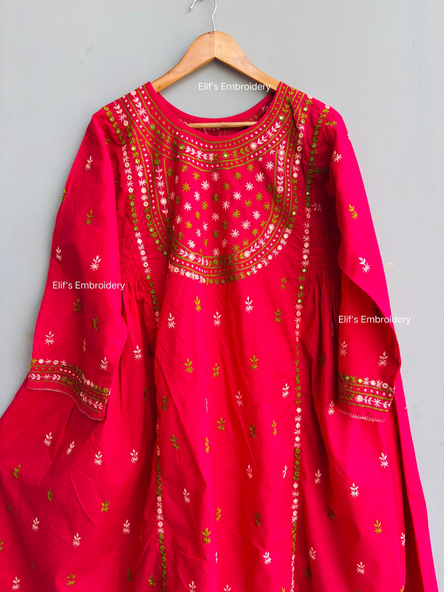 Serina - 2Pc Hand Embroidered Suit