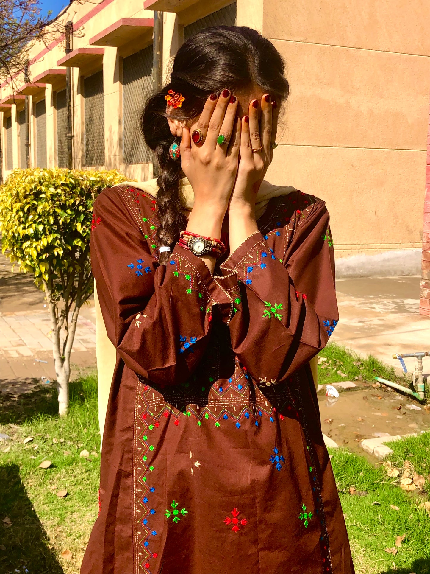 Qahwa Rang - 3PC Hand Embroidered Suit