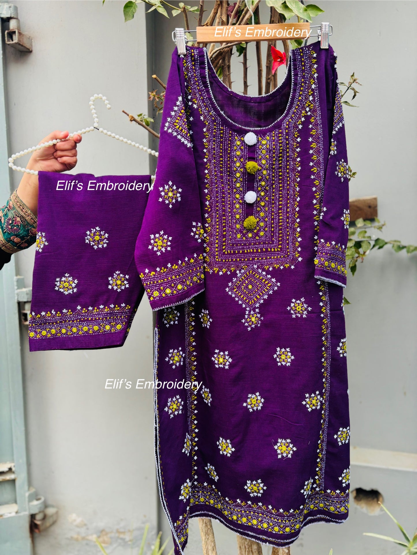 Rayha - 3Pc Hand Embroidered Suit