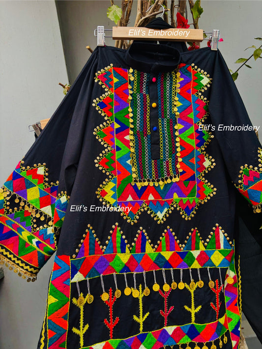 Zayna Noor - 2Pc Hand Embroidered Suit