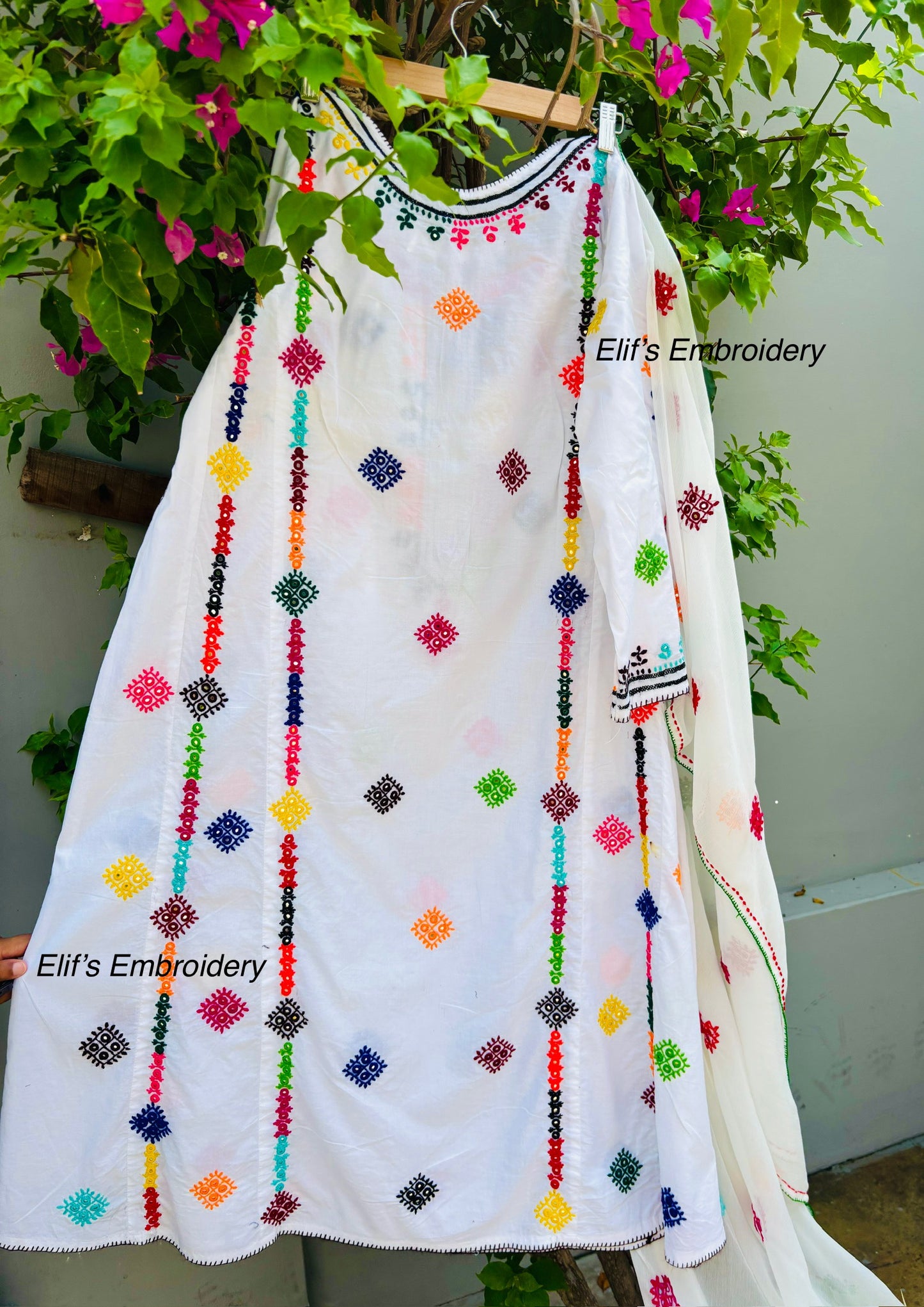 Lamees - 3PC Hand Embroidered Suit