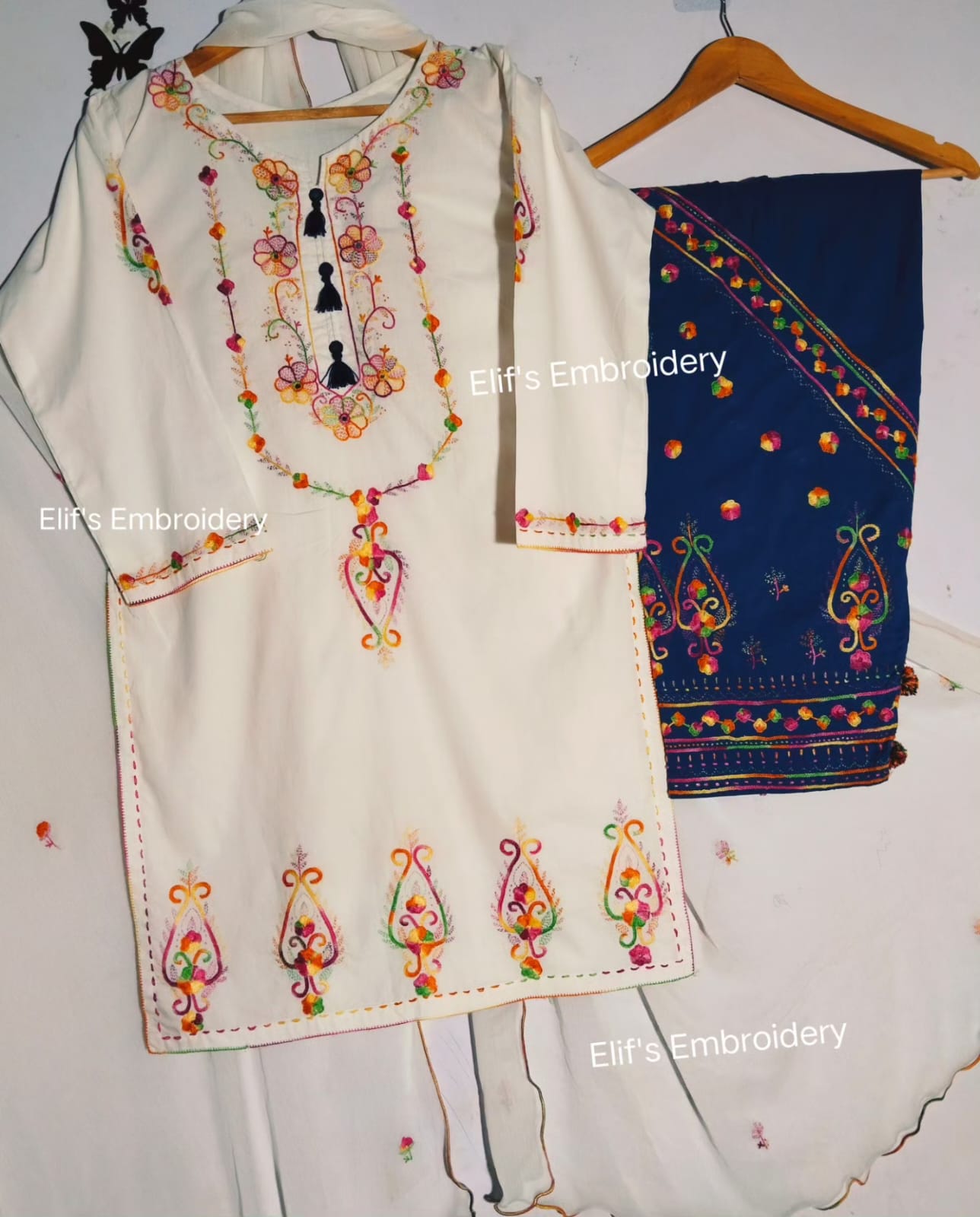 Hoor e Ain - 3Pc Hand Embroidered Suit