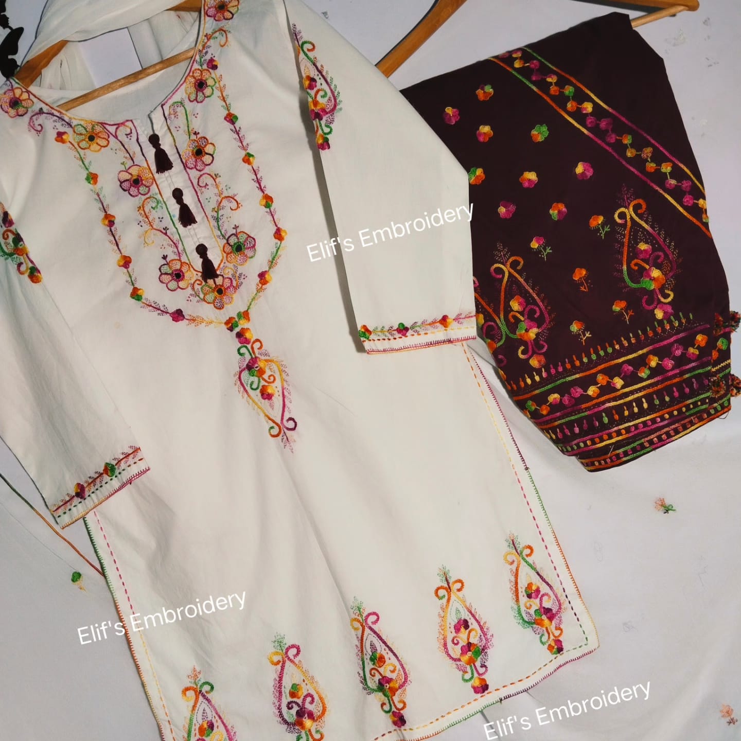 Hoor e Ain - 3Pc Hand Embroidered Suit