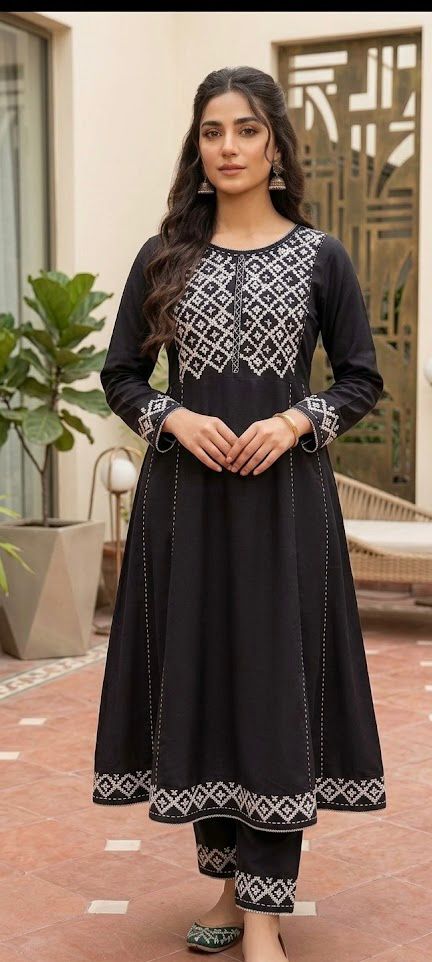 Haneen - 2pc Hand Embroidered Suit