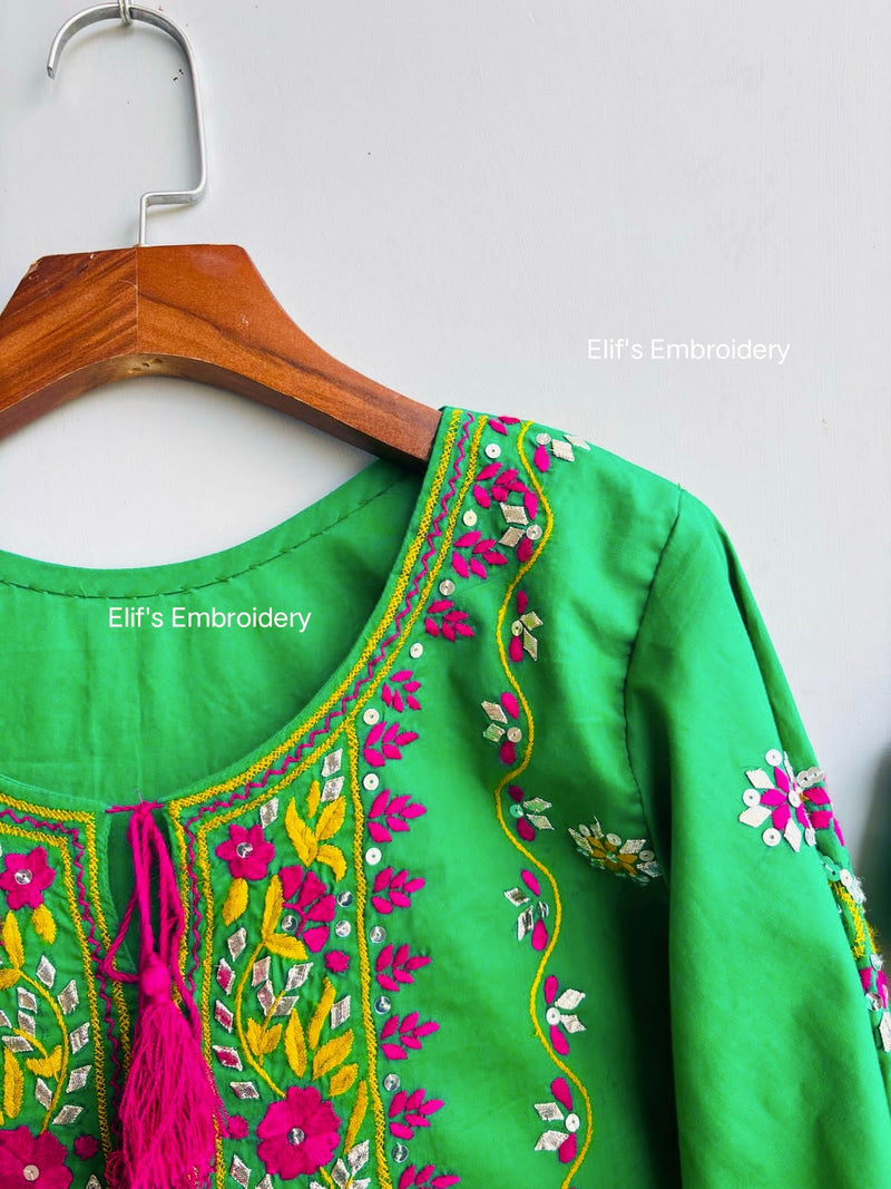Rang e Resham - 2Pc Hand Embroidered suit