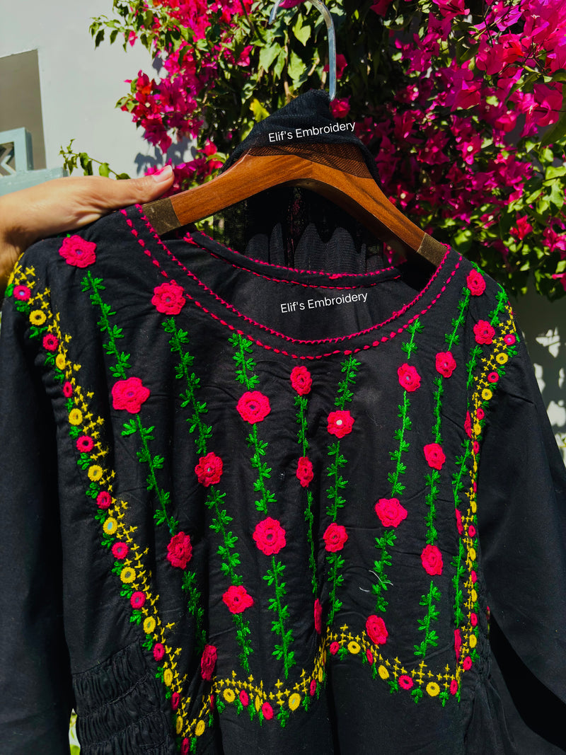 Noor-e-Rang - 2pc Hand Embroidered Suit