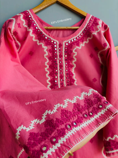 Rangrez Riwaayat - 2Pc Hand Embroidered suit