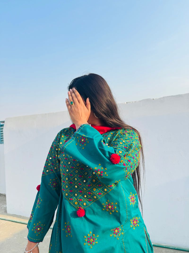 Gul-e-Zaitoon - 3Pc Hand Embroidered Suit