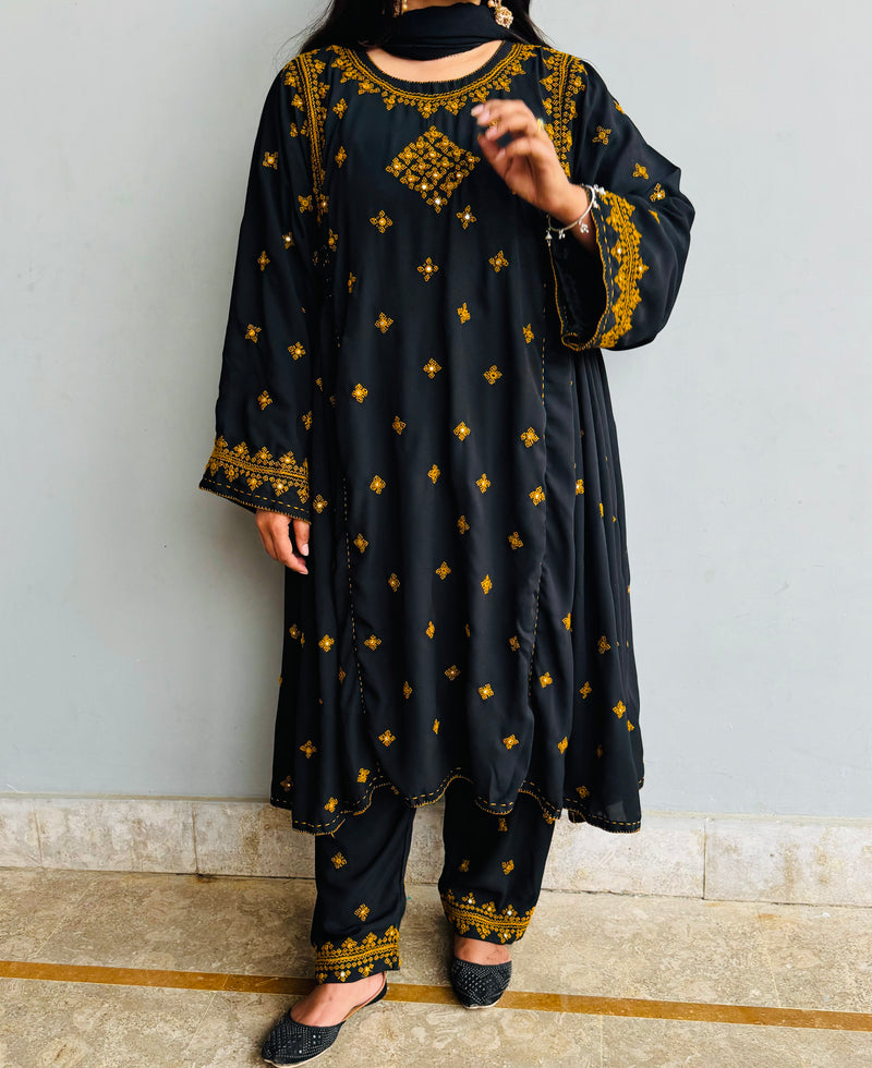 Siyah Saaz - 2Pc Hand Embroidered Suit