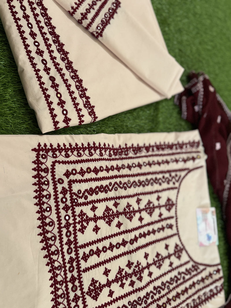 Zareen Vasl - Hand Embroidered 3Pc Unstitched Suit
