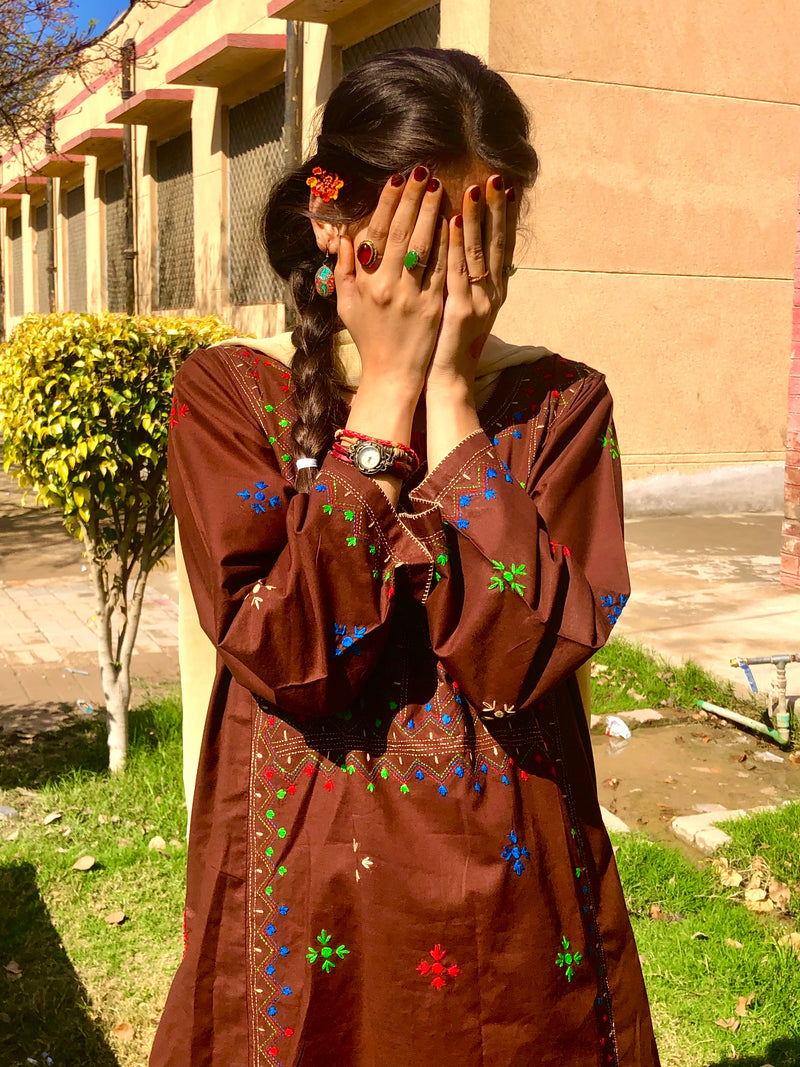 Qahwa Rang - 3PC Hand Embroidered Suit