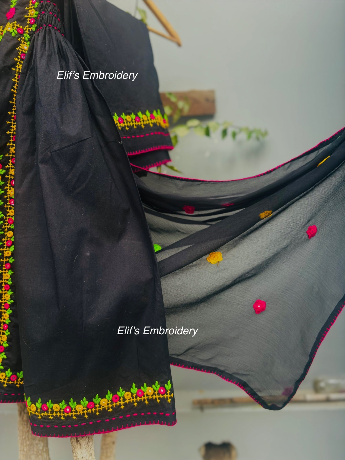 Alzena - 3Pc Hand Embroidered Suit