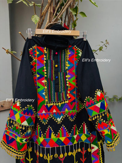 Zayna Noor - 2Pc Hand Embroidered Suit