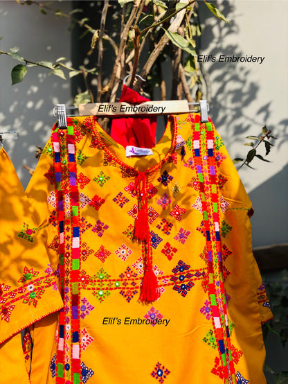 Rameen - 2Pc Hand Embroiderd Suit