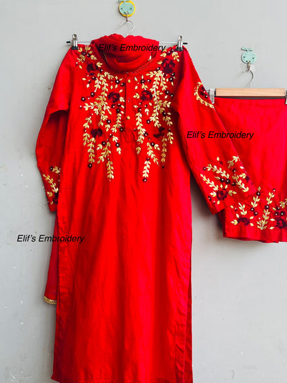 Noor-e-Laal Hand-Embroidered Suit - 3Pc
