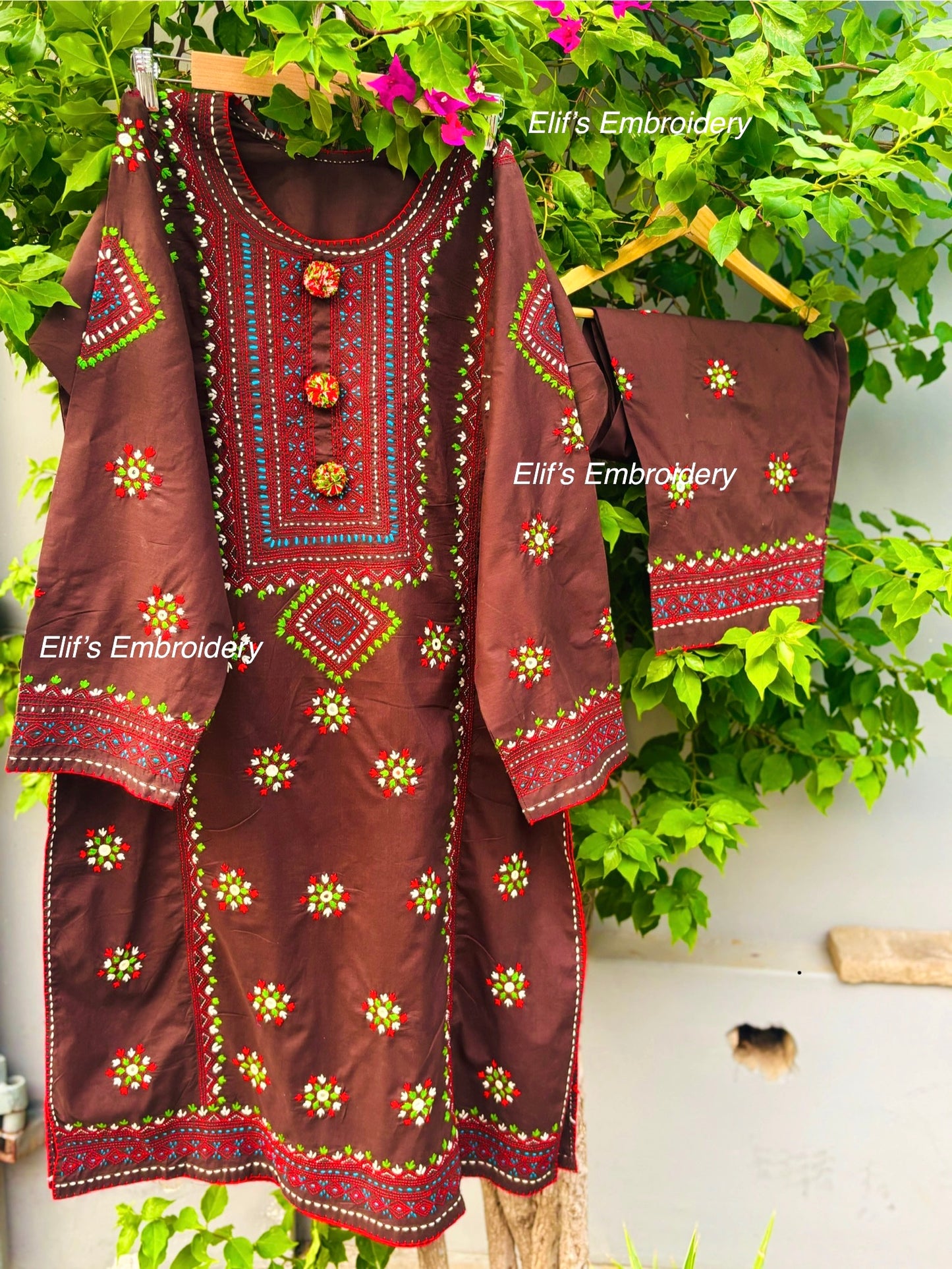 Fayra - 2Pc Hand Embroidered Suit