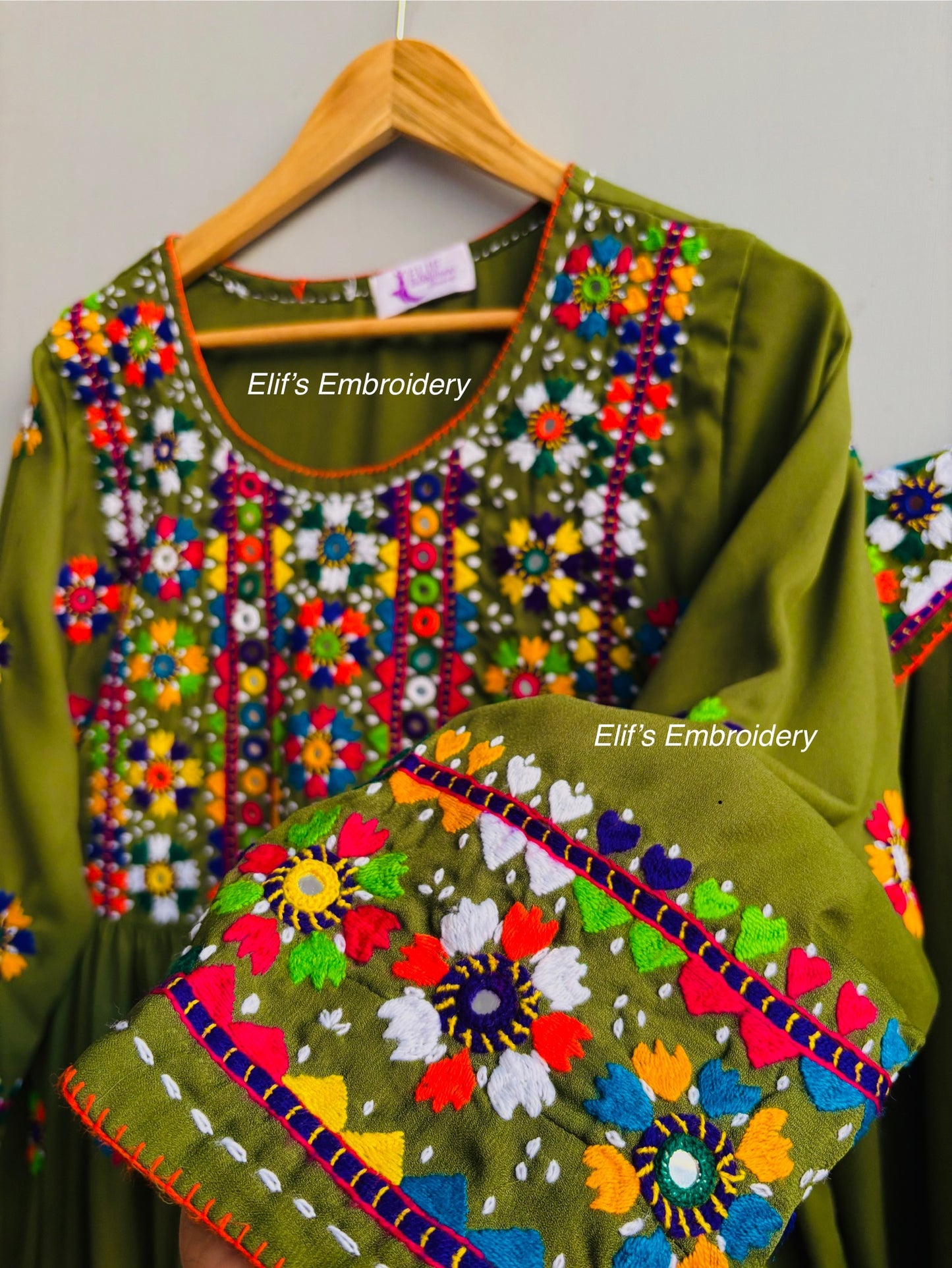 Daarya - 3Pc Hand Embroidered Suit